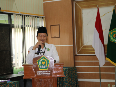 Pengukuhan Pengurus Pokjawas Madrasah, Plt. Kepala Kemenag Gresik Tekankan Akhlak dan Kedisiplinan Fondasi Utama Pengawasan Madrasah